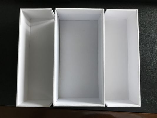 Twarde pudełka na prezenty w twardej oprawie Opakowanie z białego papieru CMYK 1C 4C Matowe laminowanie